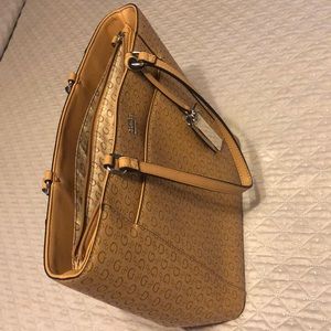 Guess Los Angeles Large Brown Tote/ Bag
